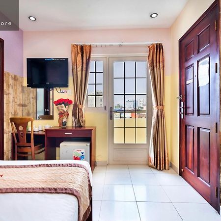 Hanz Vuong Quang Hotel Saigon Хошимин Екстериор снимка